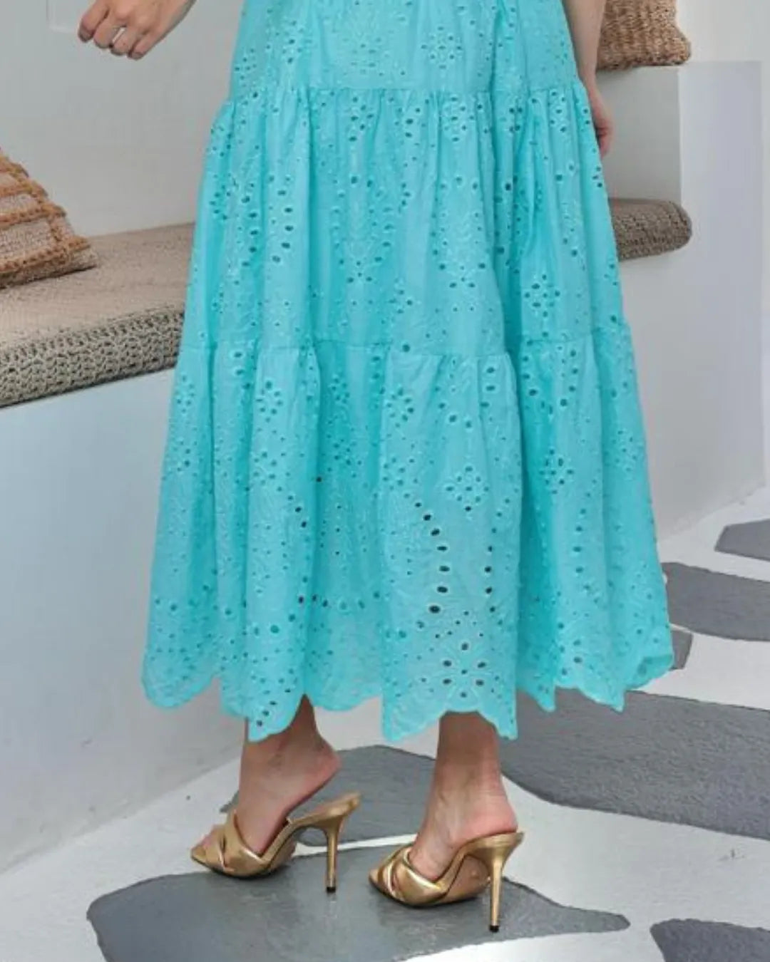 vestido midi bordado